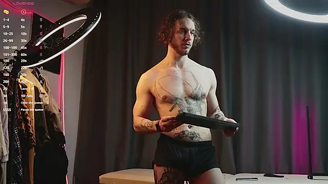 pleasure8869 online show from February 4, 2025, 3:57 pm