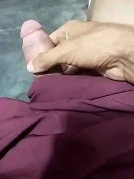 Snapshot of volcanrey chatting on November 17, 2025, 2:39 am volcanrey online show from November 17, 2025, 2:39 am