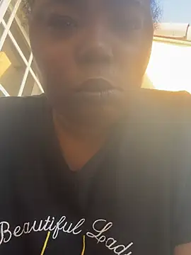 JCCaramelbarbie1 online show from April 5, 2026, 1:52 pm