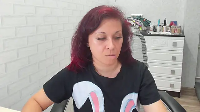 TeasyLana online show from September 14, 2025, 7:46 pm