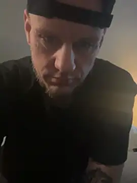 VixyGang online show from May 2, 2026, 5:51 pm