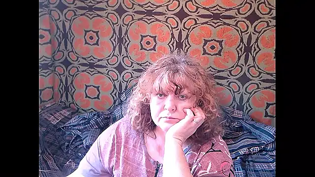 RoseRed69 online show from June 8, 2026, 1:39 am