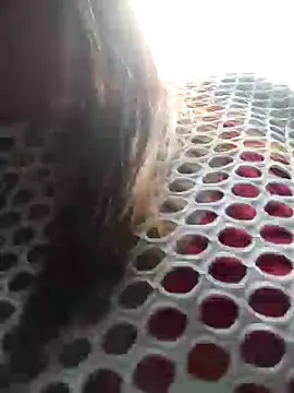 Snapshot of caro_sweett chatting on February 5, 2025, 7:31 pm caro sweett online show from February 5, 2025, 7:31 pm