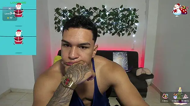 Snapshot of Taylor_John chatting on December 18, 2024, 1:34 pm Taylor John online show from December 18, 2024, 1:34 pm
