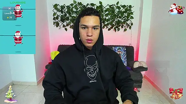 Snapshot of Taylor_John chatting on December 24, 2024, 1:50 pm Taylor John online show from December 24, 2024, 1:50 pm