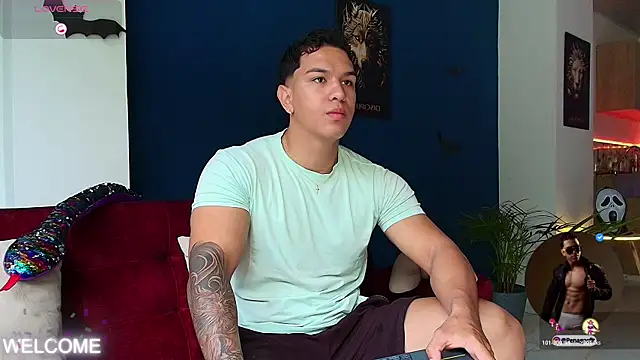 Taylor John online show from October 30, 2025, 1:34 pm