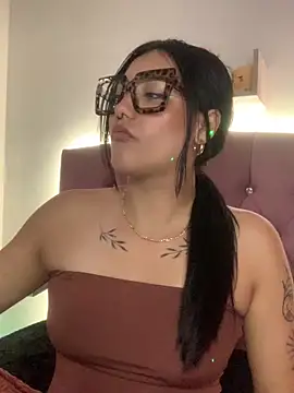 angellique 22 online show from February 7, 2025, 8:11 am