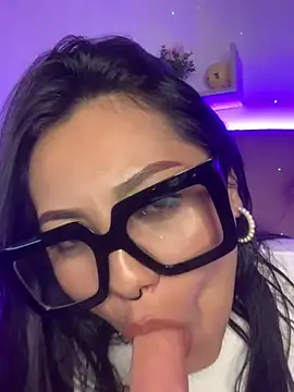 angellique 22 online show from February 8, 2025, 5:40 am