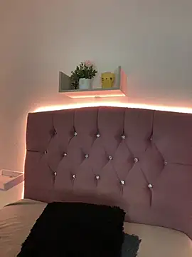 angellique 22 online show from March 6, 2025, 4:30 am