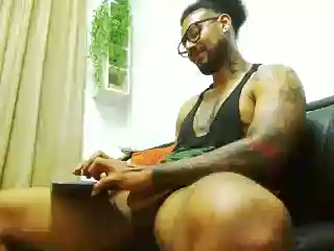 Snapshot of LewisStrong chatting on March 12, 2025, 9:45 pm LewisStrong online show from March 12, 2025, 9:45 pm