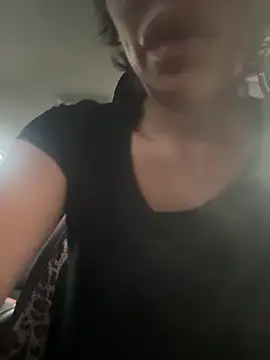 myloveforyouu online show from September 10, 2025, 12:27 pm