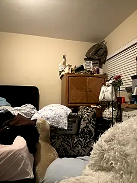 myloveforyouu online show from November 7, 2025, 11:21 am