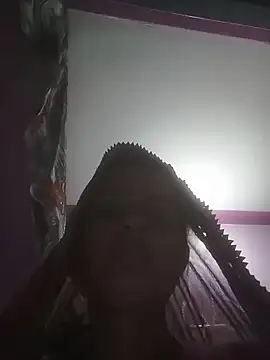 Snapshot of lallantoplonda chatting on February 2, 2026, 12:37 pm lallantoplonda online show from February 2, 2026, 12:37 pm