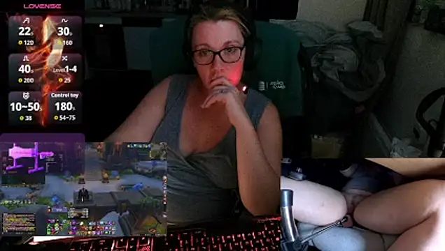 lili-hot-77 online show from September 11, 2025, 7:25 pm