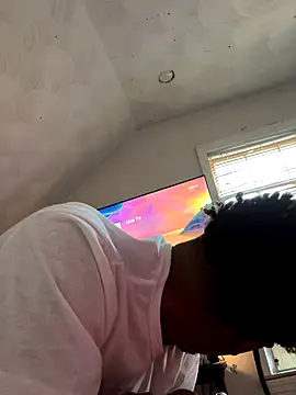 rayyymack online show from September 21, 2025, 12:18 pm