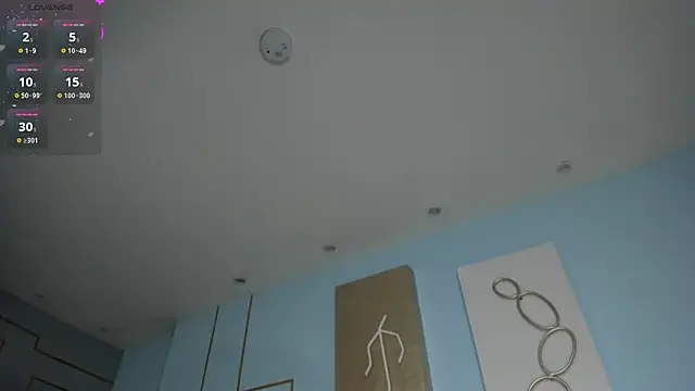 KatieStonne online show from March 8, 2025, 9:39 am