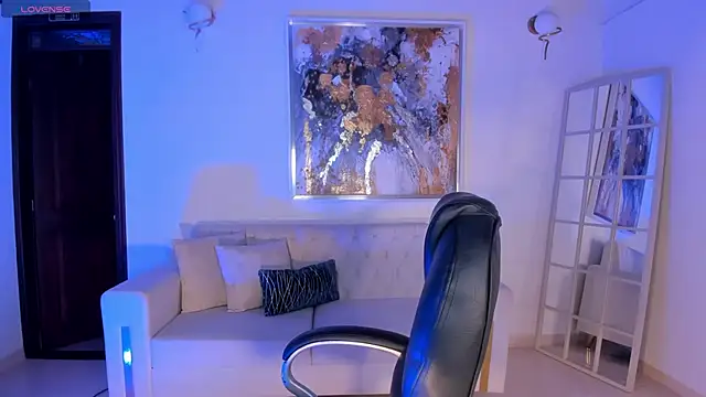 KatieStonne online show from September 10, 2025, 2:33 am