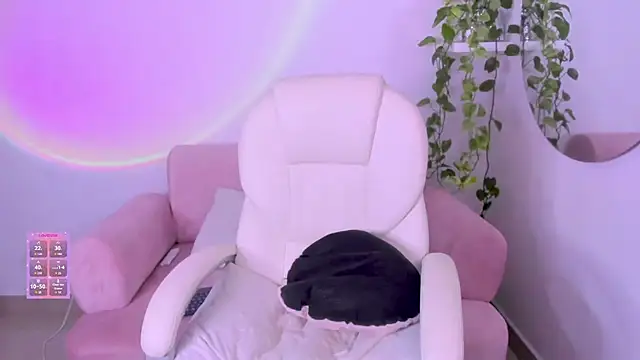 Catbaby888  online show from February 9, 2026, 11:36 am