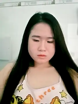 Snapshot of Sahara-lovexoxo chatting on February 6, 2025, 3:48 am Sahara-lovexoxo online show from February 6, 2025, 3:48 am