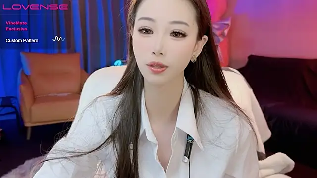 JoooJo  online show from February 10, 2025, 5:09 pm