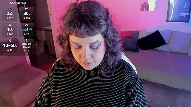 Sabrina scarlett online show from October 22, 2025, 4:46 am