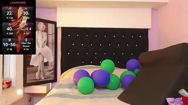 kittybonxx online show from October 16, 2025, 1:45 pm