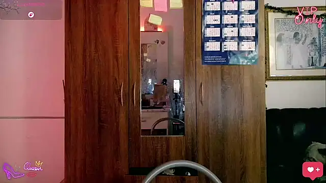 LauGrayJ online show from February 25, 2026, 11:03 pm