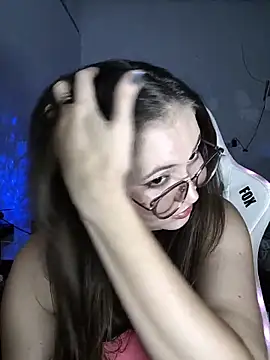 Snapshot of dani123unica chatting on February 14, 2026, 5:21 pm dani123unica online show from February 14, 2026, 5:21 pm