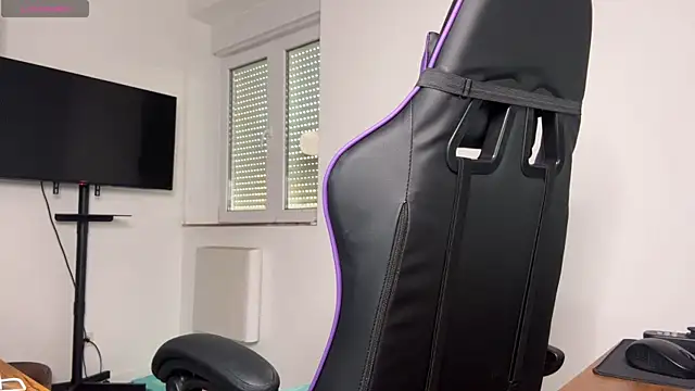 Caliiie-of online show from November 5, 2025, 7:08 am