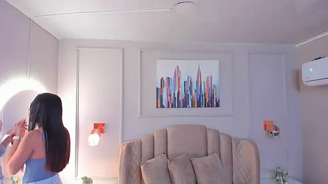 bigboobsnaughty1 online show from February 2, 2025, 10:35 am