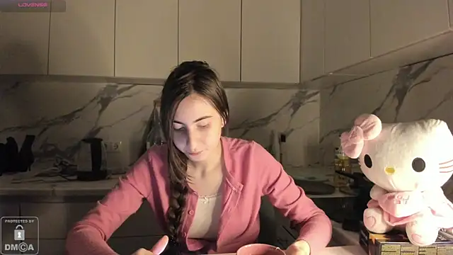 Ayesha Thebestt online show from February 11, 2026, 7:41 pm