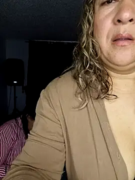 kitty 84 online show from November 14, 2025, 11:35 pm