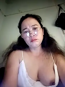 Snapshot of Sexy-asslove90 chatting on October 6, 2025, 7:22 pm Sexy-asslove90 online show from October 6, 2025, 7:22 pm