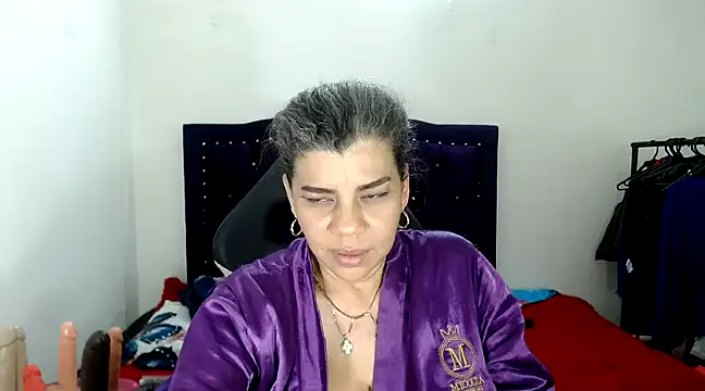 Snapshot of vikyadams chatting on March 19, 2025, 11:50 am vikyadams online show from March 19, 2025, 11:50 am