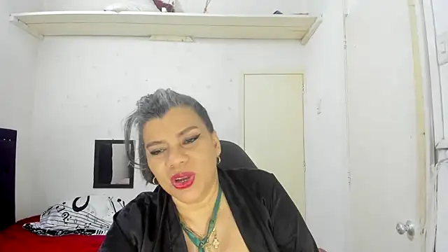 Snapshot of vikyadams chatting on September 25, 2025, 11:14 am vikyadams online show from September 25, 2025, 11:14 am