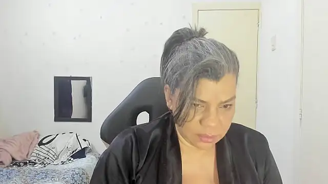 Snapshot of vikyadams chatting on October 9, 2025, 7:06 am vikyadams online show from October 9, 2025, 7:06 am
