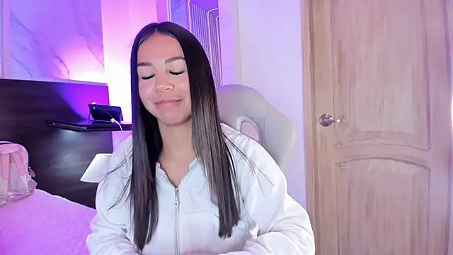 Violet spencer online show from February 8, 2025, 5:50 pm