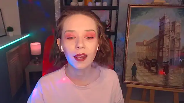 FascinatingEyess online show from December 3, 2024, 7:55 pm