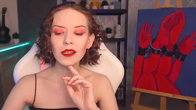 FascinatingEyess online show from November 14, 2025, 7:12 pm