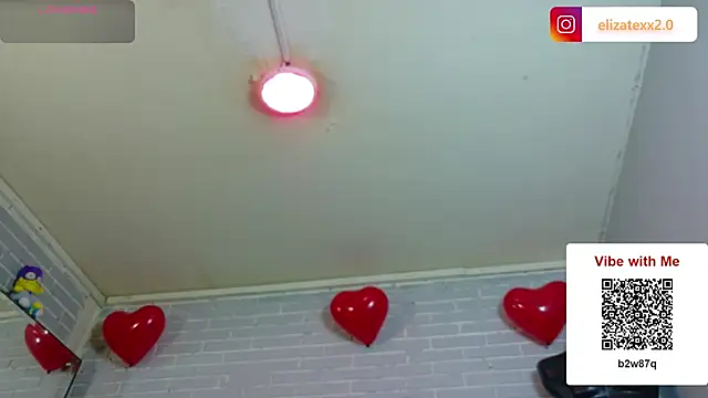 elizatexx online show from March 19, 2026, 7:07 pm