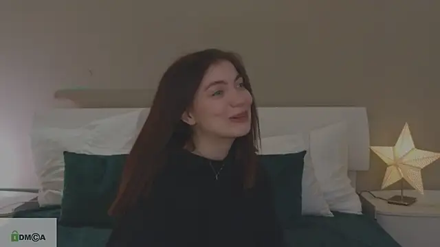 katty  cat online show from December 14, 2024, 4:09 pm