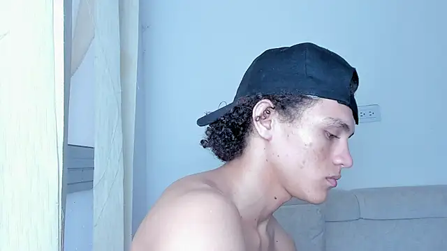 laurent nova online show from January 28, 2025, 10:23 pm