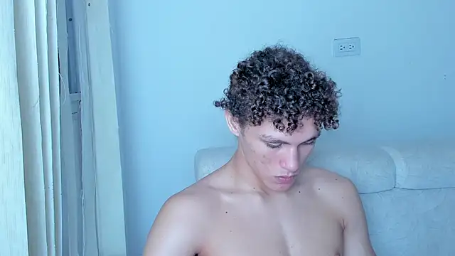 laurent nova online show from February 10, 2025, 8:09 am