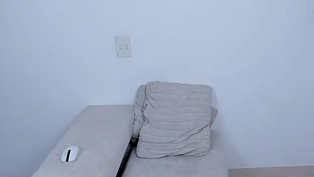 laurent nova online show from March 13, 2025, 9:59 pm