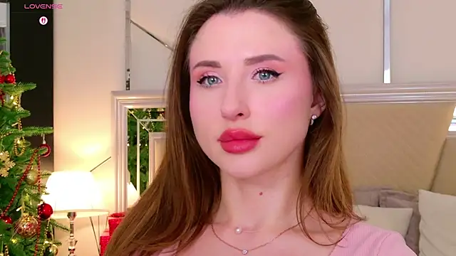 Jullia Carter online show from December 16, 2025, 7:13 am