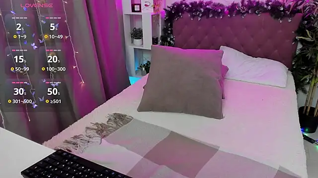 FeralPeach online show from January 31, 2025, 10:31 am