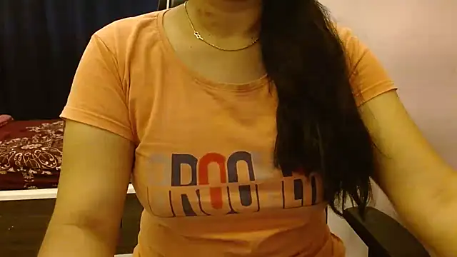 Snapshot of priya__81 chatting on January 17, 2025, 5:19 pm priya 81 online show from January 17, 2025, 5:19 pm