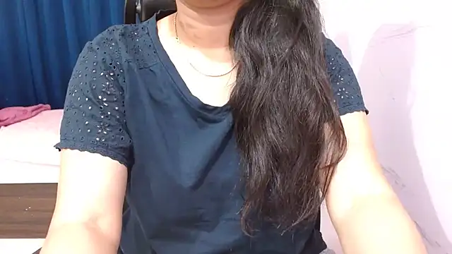 Snapshot of priya__81 chatting on January 20, 2025, 5:06 pm priya 81 online show from January 20, 2025, 5:06 pm