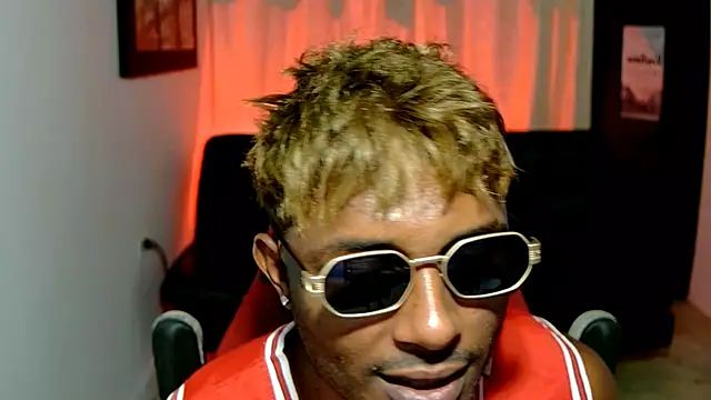 Black indiian online show from November 27, 2025, 5:37 pm