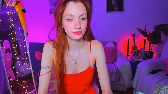 Alyssa Smitt online show from September 29, 2025, 9:52 pm